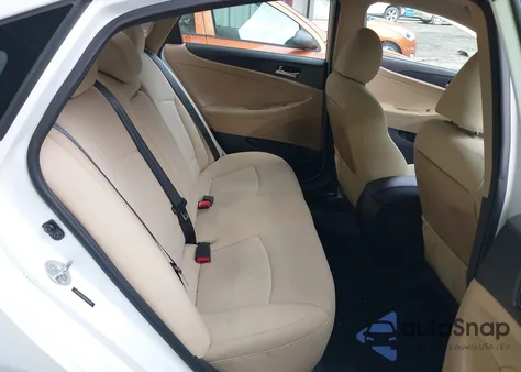 2013 Hyundai Sonata Gls z USA, uszkodzony, nr VIN 5NPEB4AC8DH647044